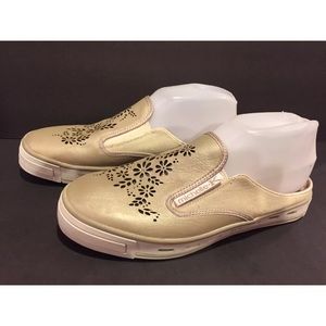 Michelle K slides sneakers slippers flats 6.5